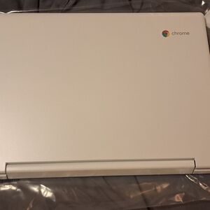 Lenovo Chromebook 2-in-1 Convertible Laptop